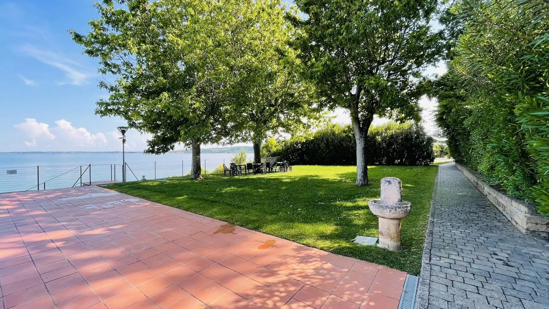 Casa Vacanze Blue Lake Padenghe sul Garda