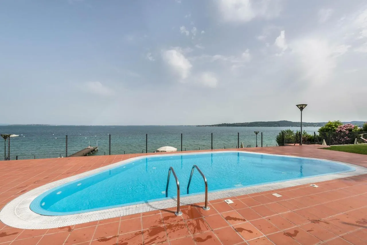 Casa Vacanze Blue Lake Padenghe sul Garda